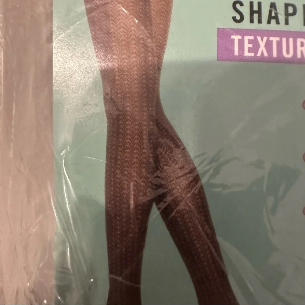 Assets by Sara Blakely Women’s Black Shaping Tights Textured Wishbone Sz 5 NWT